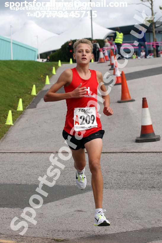 Boys under-15s 3 stage relay, Northern Senior 6 and 4 and Junior Stage Road Relays, SportsCity, Manchester. Photo:  David T. Hewitson/Sports for All Pics